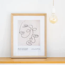 Cadre image visage minimaliste